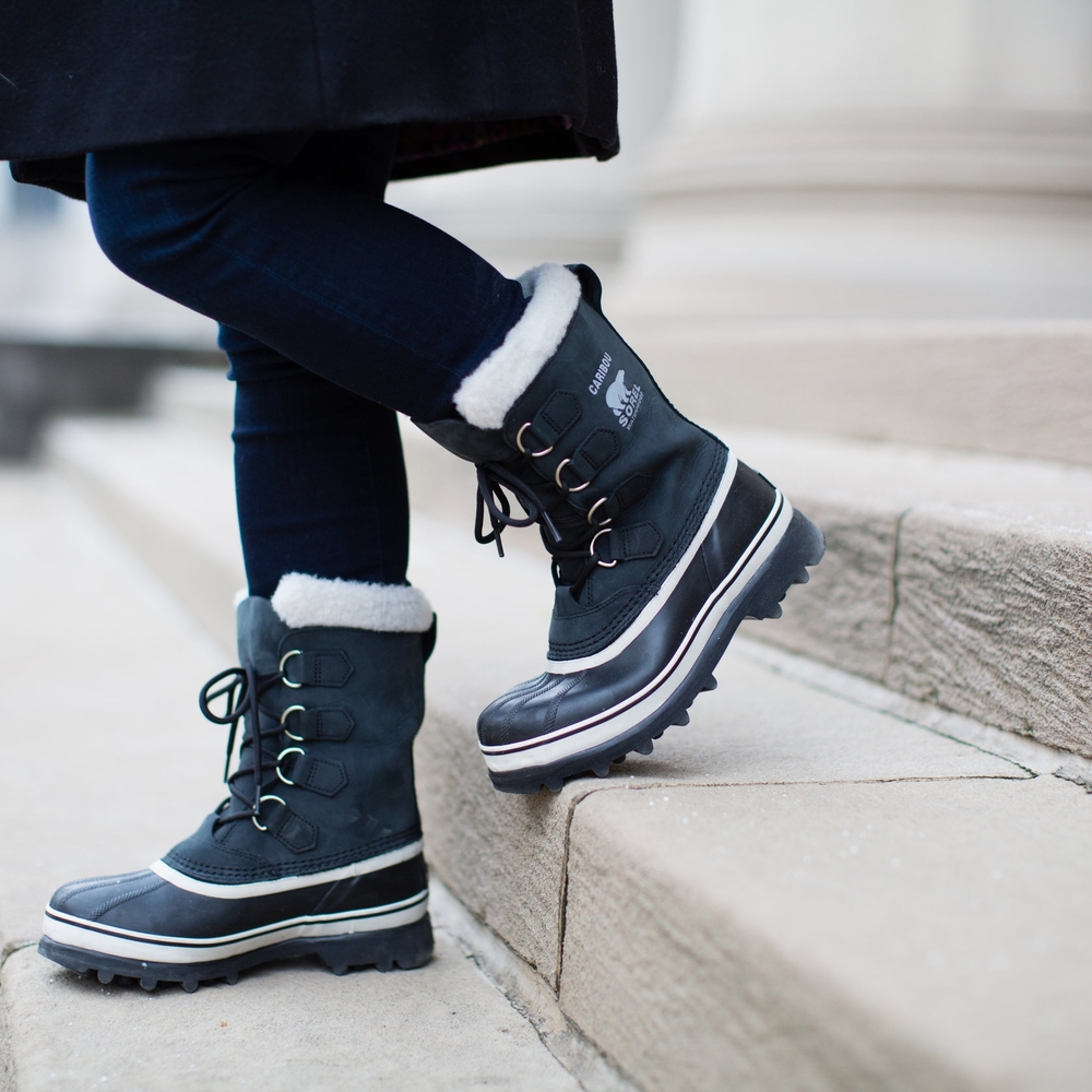 Sorel Caribou Black Winter Boots with Fur Lining